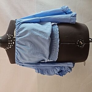 Womens off the shoulder summer spring blue top. Size L